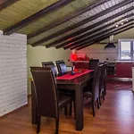 Five-bedroom In Будинок відпочинку