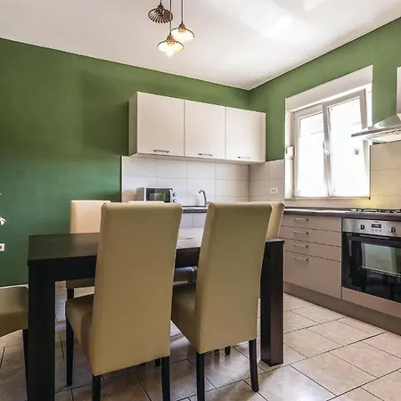 7 Bedroom Gorgeous In *