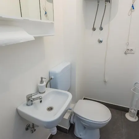 Five-bedroom In 扎达尔