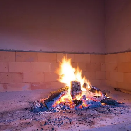 펜션 Five-bedroom In