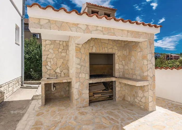 Holiday home Five-bedroom In Zadar