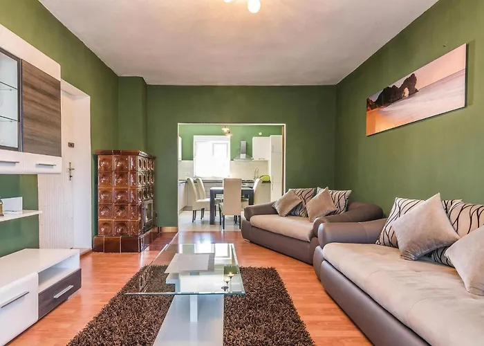 Holiday home Five-bedroom In Zadar