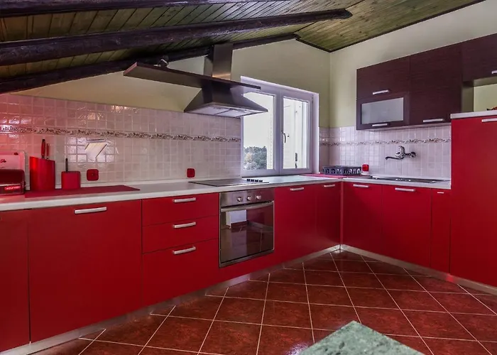 Five-bedroom In Holiday home Zadar